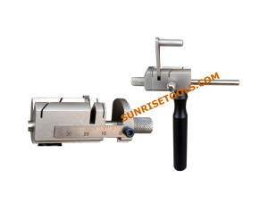 Tube Cutter With Scale